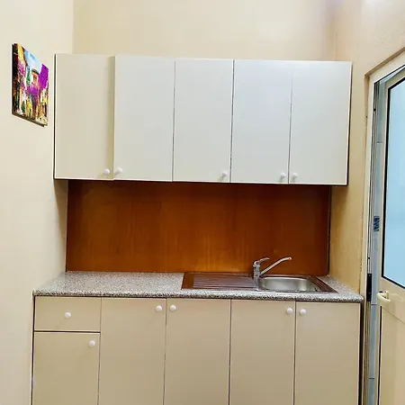 ホテル Vila3 Vlorë