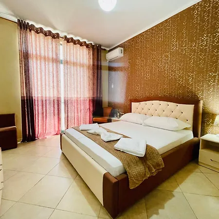 Vila3 ホテル Vlorë